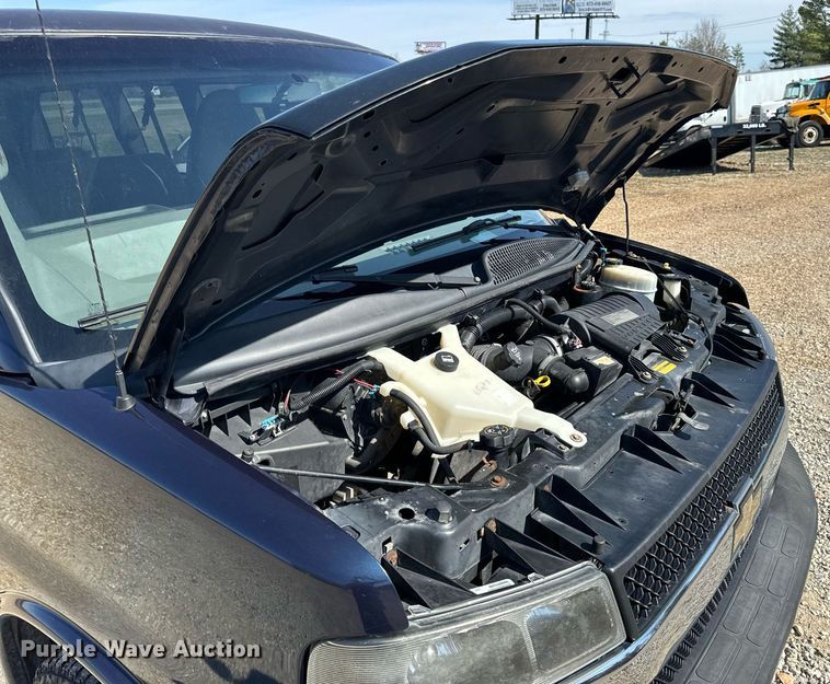 image for item EH6627 2010 Chevrolet Express van