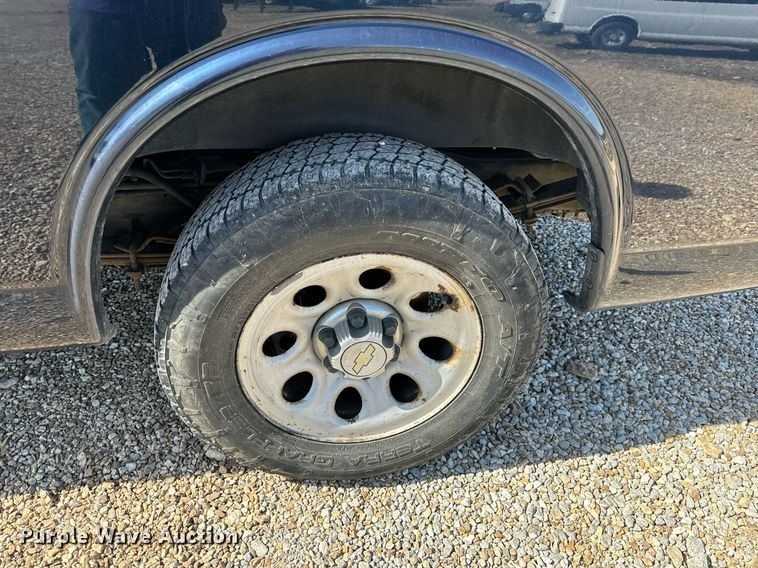 image for item EH6627 2010 Chevrolet Express van