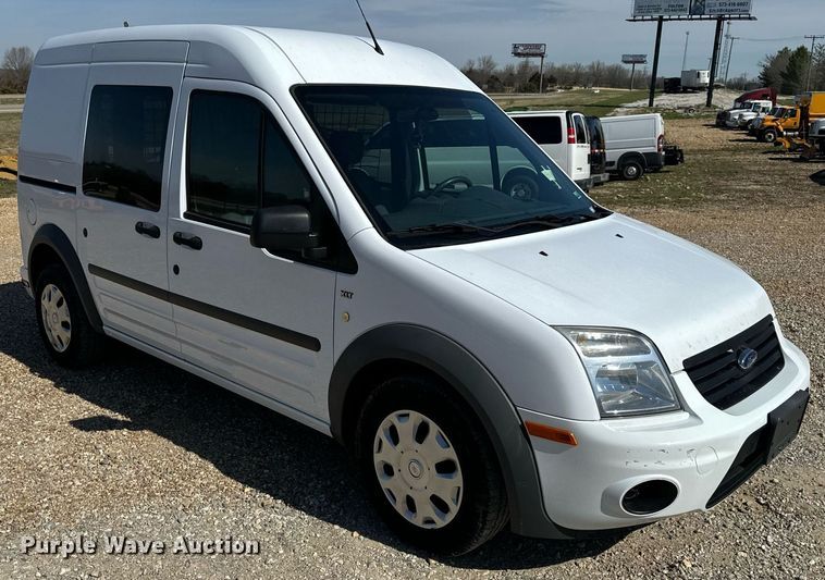 image for item EH6628 2010 Ford Transit Connect XLT van