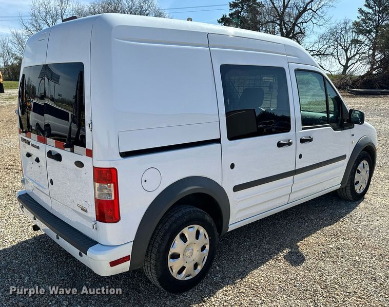 image for item EH6628 2010 Ford Transit Connect XLT van
