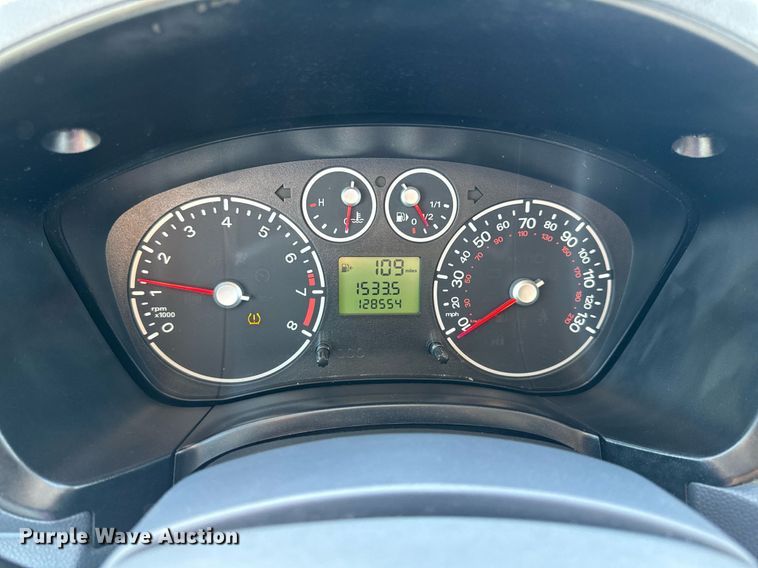 image for item EH6628 2010 Ford Transit Connect XLT van