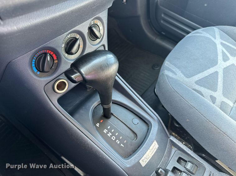 image for item EH6628 2010 Ford Transit Connect XLT van