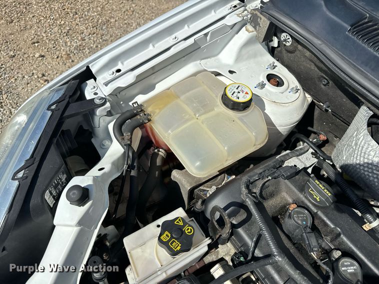 image for item EH6628 2010 Ford Transit Connect XLT van