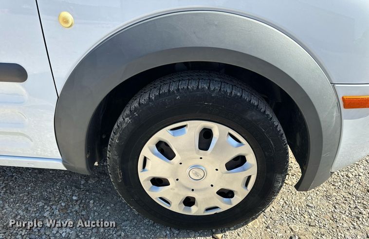 image for item EH6628 2010 Ford Transit Connect XLT van
