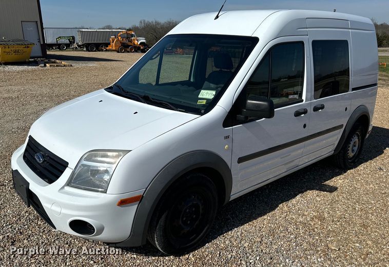 image for item EH6629 2010 Ford Transit Connect XLT van