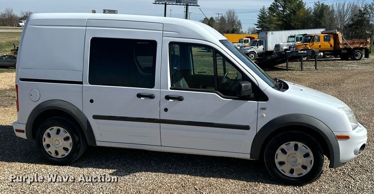 image for item EH6629 2010 Ford Transit Connect XLT van