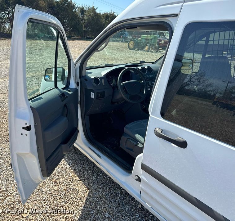 image for item EH6629 2010 Ford Transit Connect XLT van