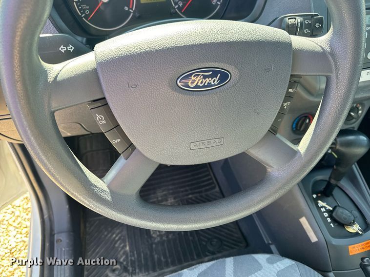 image for item EH6629 2010 Ford Transit Connect XLT van