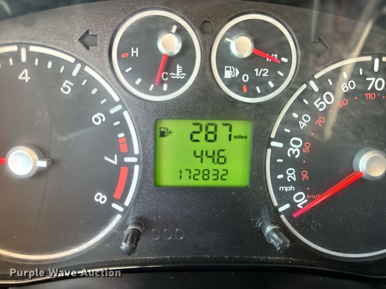 image for item EH6629 2010 Ford Transit Connect XLT van