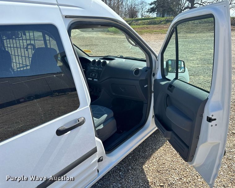 image for item EH6629 2010 Ford Transit Connect XLT van