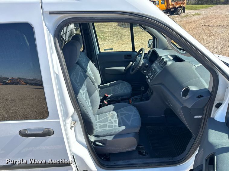 image for item EH6629 2010 Ford Transit Connect XLT van