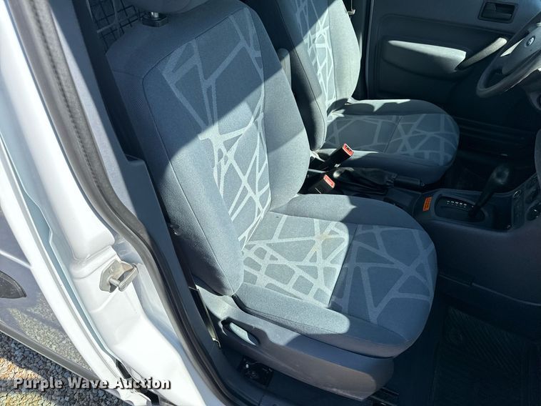 image for item EH6629 2010 Ford Transit Connect XLT van