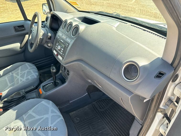 image for item EH6629 2010 Ford Transit Connect XLT van