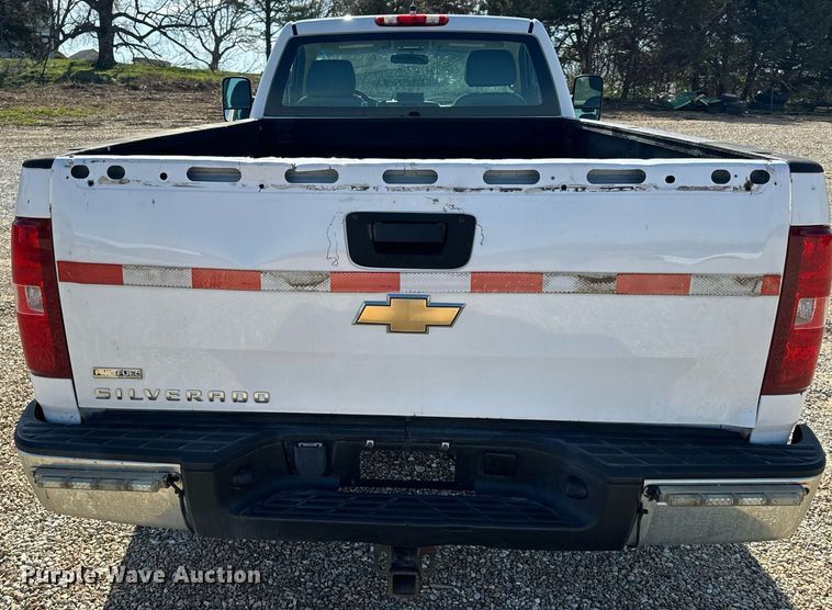 image for item EH6630 2007 Chevrolet Silverado 1500 pickup truck