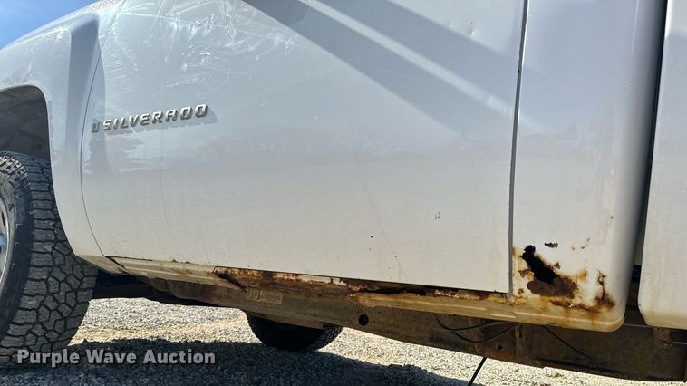 image for item EH6630 2007 Chevrolet Silverado 1500 pickup truck