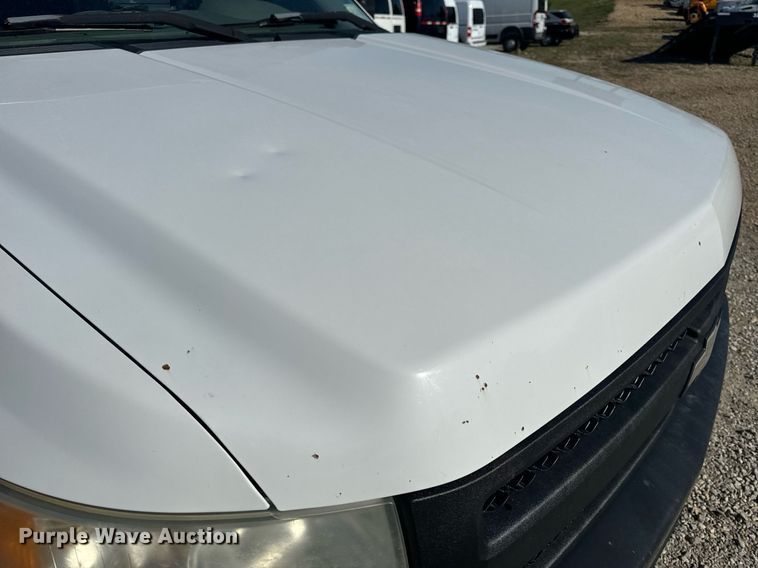 image for item EH6630 2007 Chevrolet Silverado 1500 pickup truck