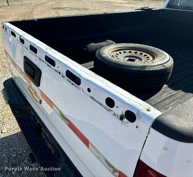 image for item EH6630 2007 Chevrolet Silverado 1500 pickup truck