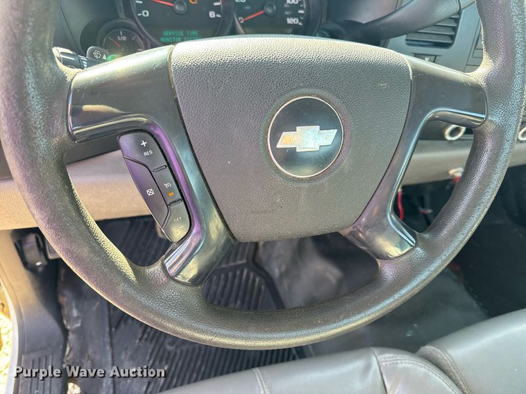 image for item EH6630 2007 Chevrolet Silverado 1500 pickup truck