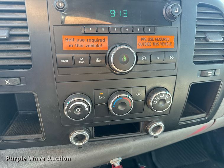 image for item EH6630 2007 Chevrolet Silverado 1500 pickup truck