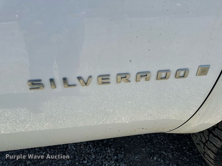 image for item EH6630 2007 Chevrolet Silverado 1500 pickup truck