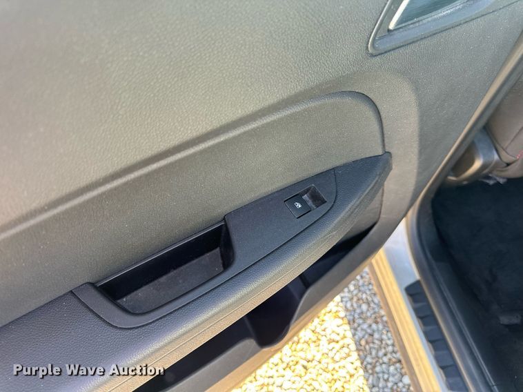 image for item EH6632 2013 Chevrolet Equinox  SUV