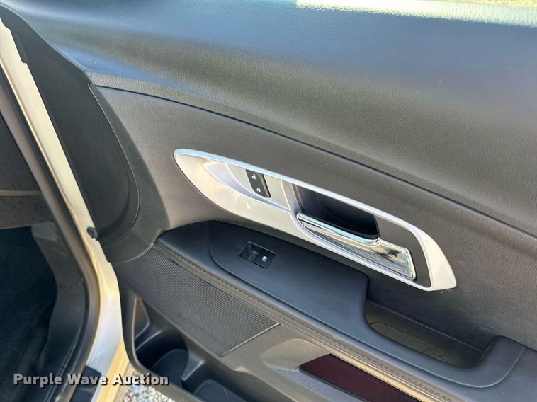 image for item EH6632 2013 Chevrolet Equinox  SUV