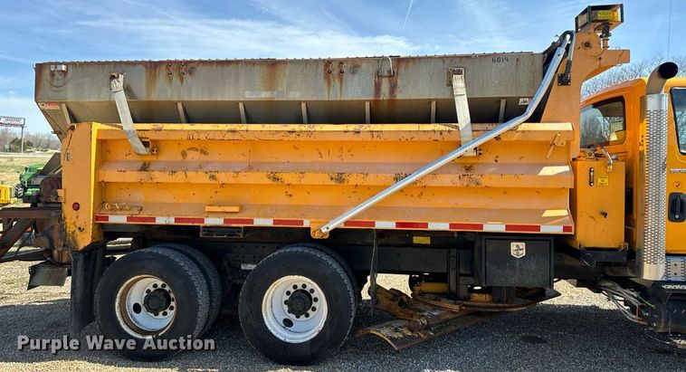 image for item EH6634 2009 International WorkStar 7500  dump truck