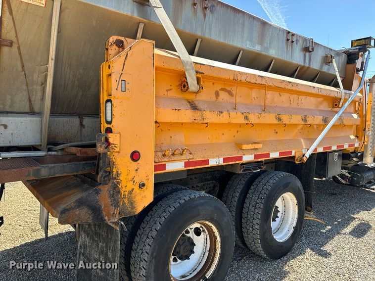 image for item EH6634 2009 International WorkStar 7500  dump truck