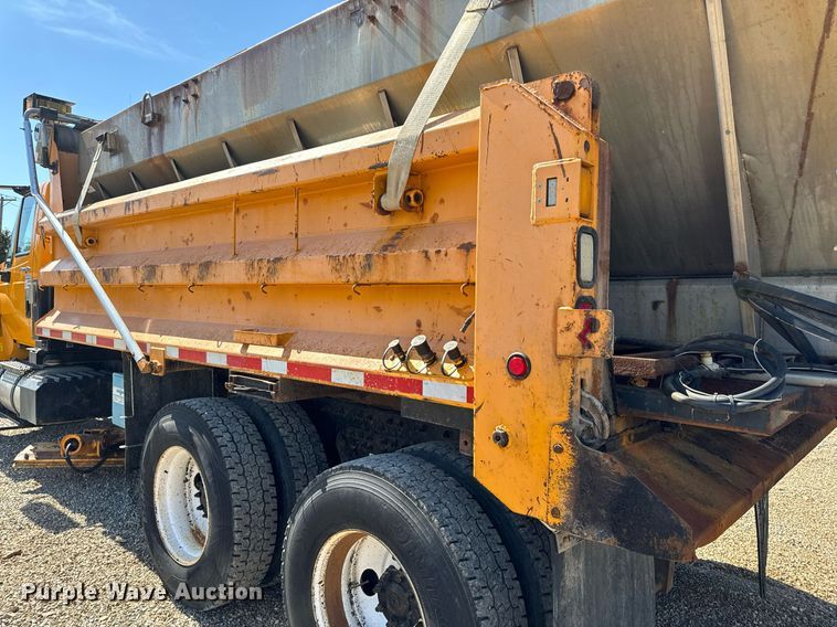 image for item EH6634 2009 International WorkStar 7500  dump truck