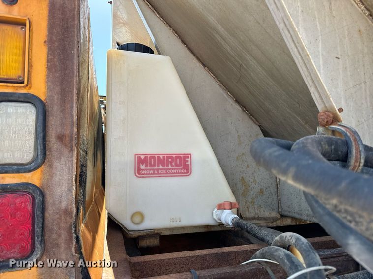 image for item EH6634 2009 International WorkStar 7500  dump truck