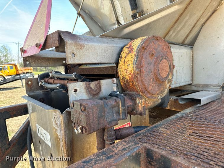 image for item EH6634 2009 International WorkStar 7500  dump truck