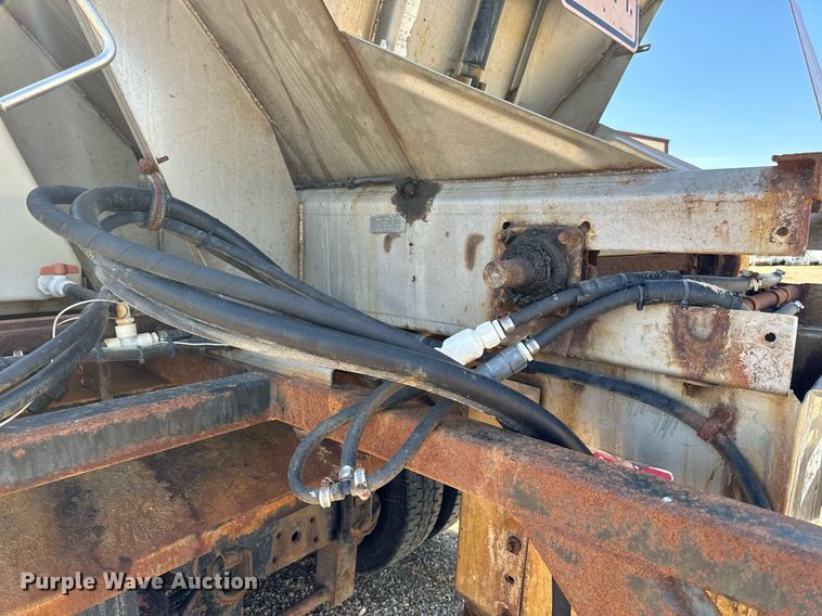 image for item EH6634 2009 International WorkStar 7500  dump truck