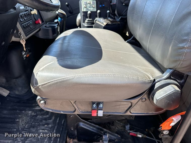 image for item EH6634 2009 International WorkStar 7500  dump truck