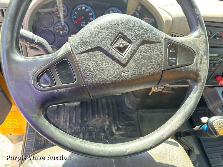 image for item EH6634 2009 International WorkStar 7500  dump truck