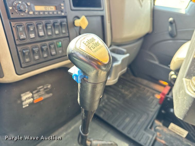 image for item EH6634 2009 International WorkStar 7500  dump truck