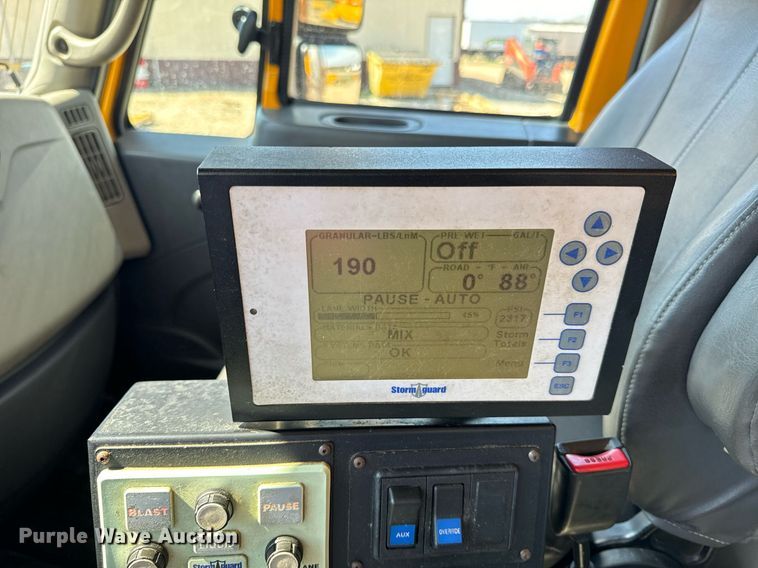 image for item EH6634 2009 International WorkStar 7500  dump truck