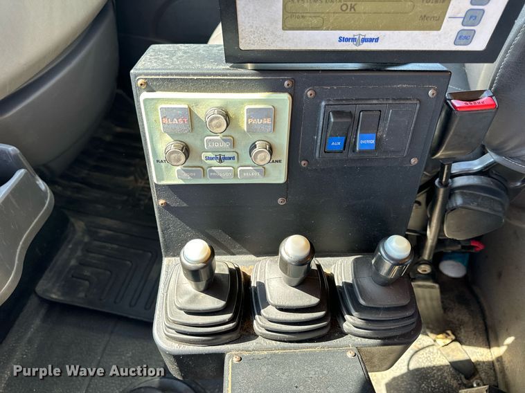 image for item EH6634 2009 International WorkStar 7500  dump truck