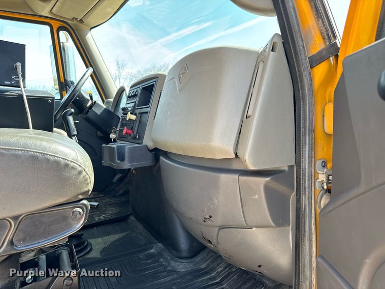 image for item EH6634 2009 International WorkStar 7500  dump truck