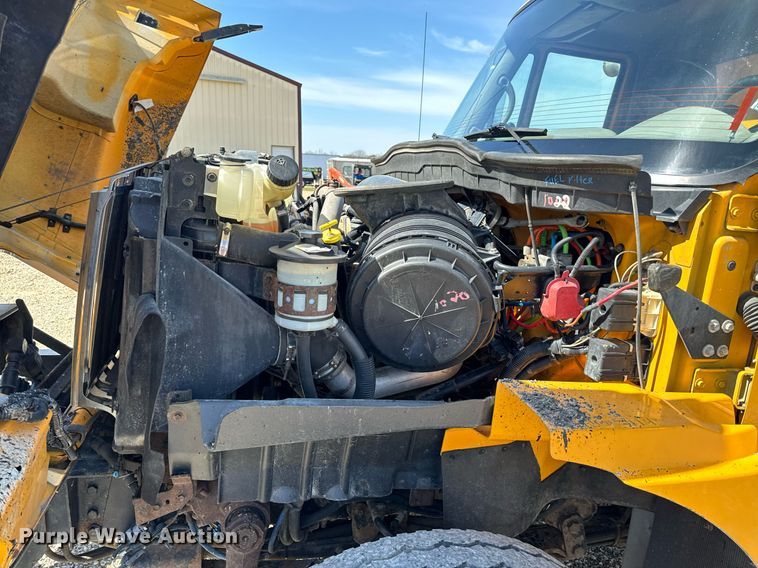 image for item EH6634 2009 International WorkStar 7500  dump truck