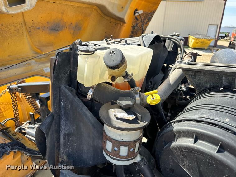 image for item EH6634 2009 International WorkStar 7500  dump truck