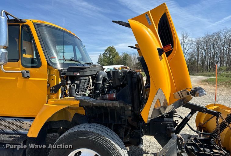 image for item EH6634 2009 International WorkStar 7500  dump truck