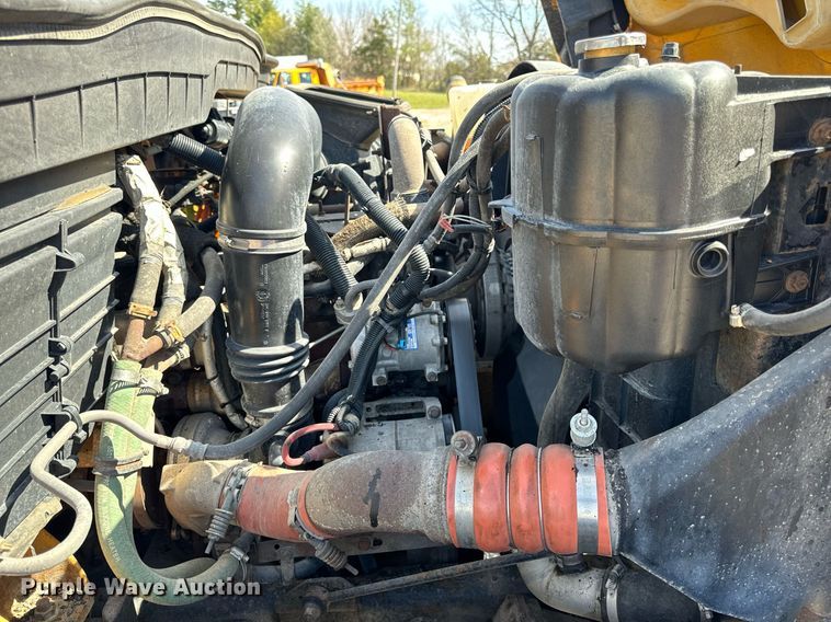 image for item EH6634 2009 International WorkStar 7500  dump truck