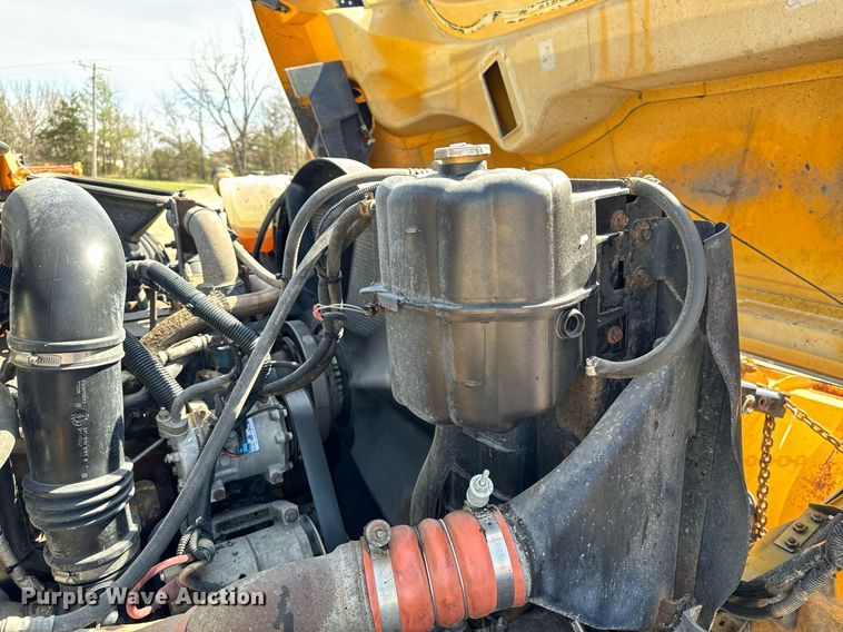 image for item EH6634 2009 International WorkStar 7500  dump truck