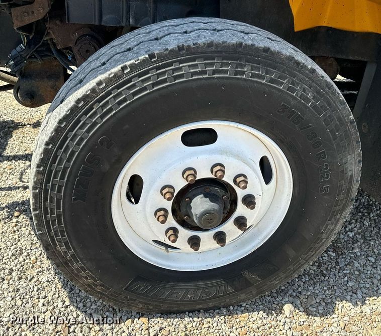 image for item EH6634 2009 International WorkStar 7500  dump truck