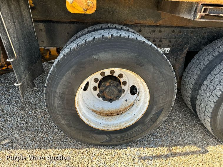 image for item EH6634 2009 International WorkStar 7500  dump truck