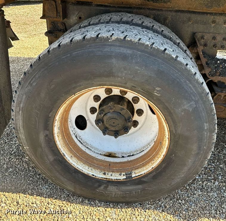 image for item EH6634 2009 International WorkStar 7500  dump truck