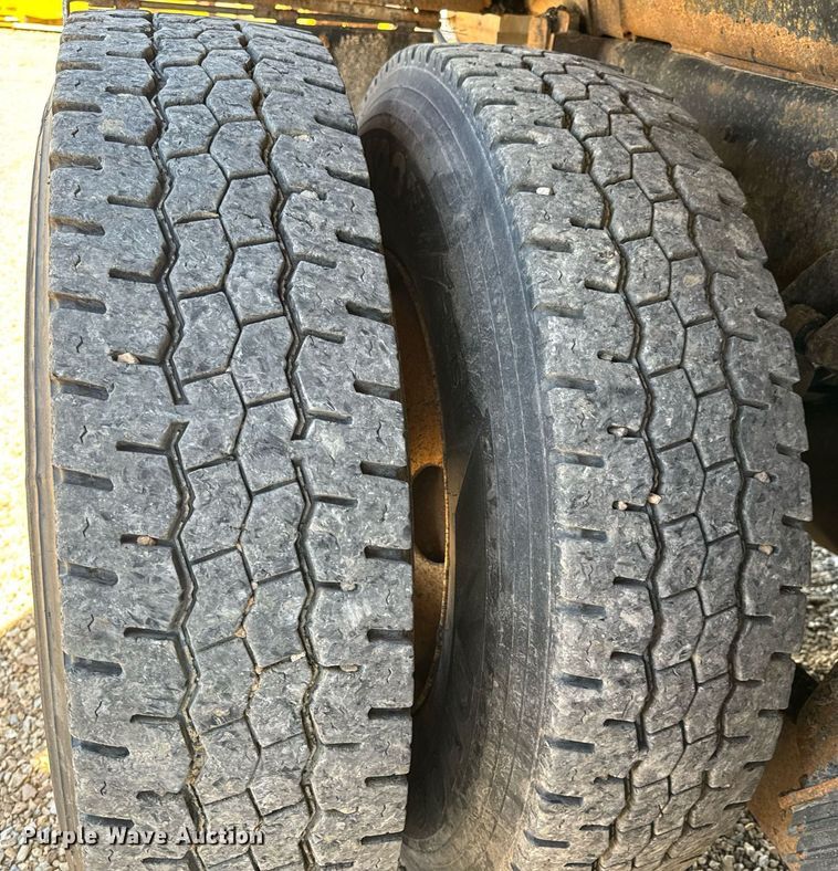 image for item EH6634 2009 International WorkStar 7500  dump truck