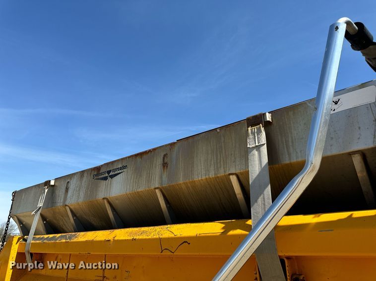 image for item EH6635 2010 International WorkStar 7400  dump truck