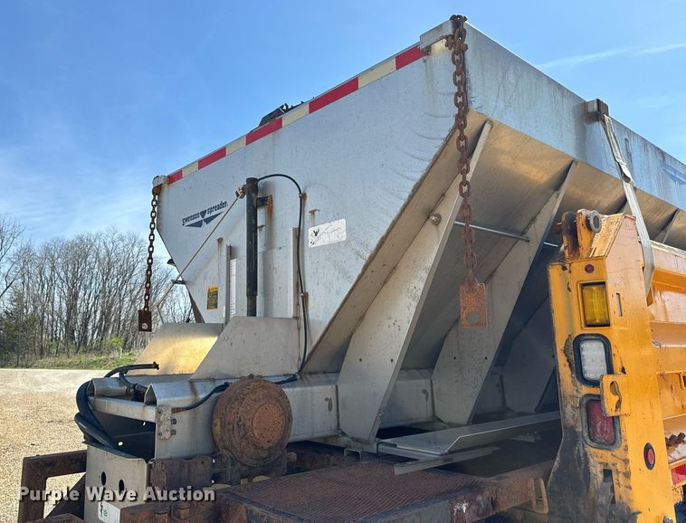 image for item EH6635 2010 International WorkStar 7400  dump truck