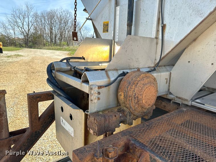 image for item EH6635 2010 International WorkStar 7400  dump truck